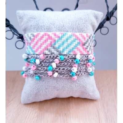 Miyuki met gehaakte armband Miyuki met gehaakte armband